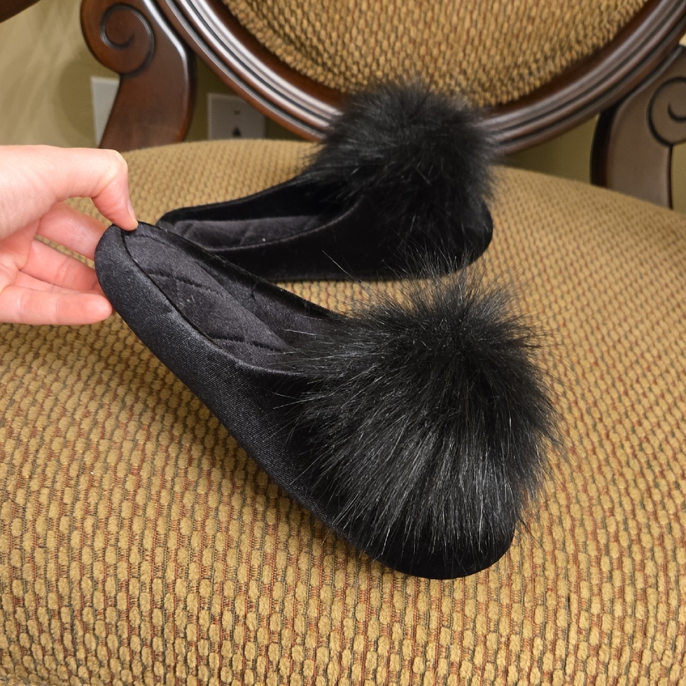 Black Women's Sleepers with Faux Fur Pom-Poms